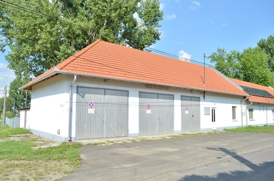 Tűzoltószertár